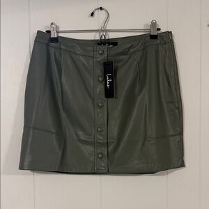 Lulu's NWT Large Olive Faux Leather Button-Front Mini Skirt